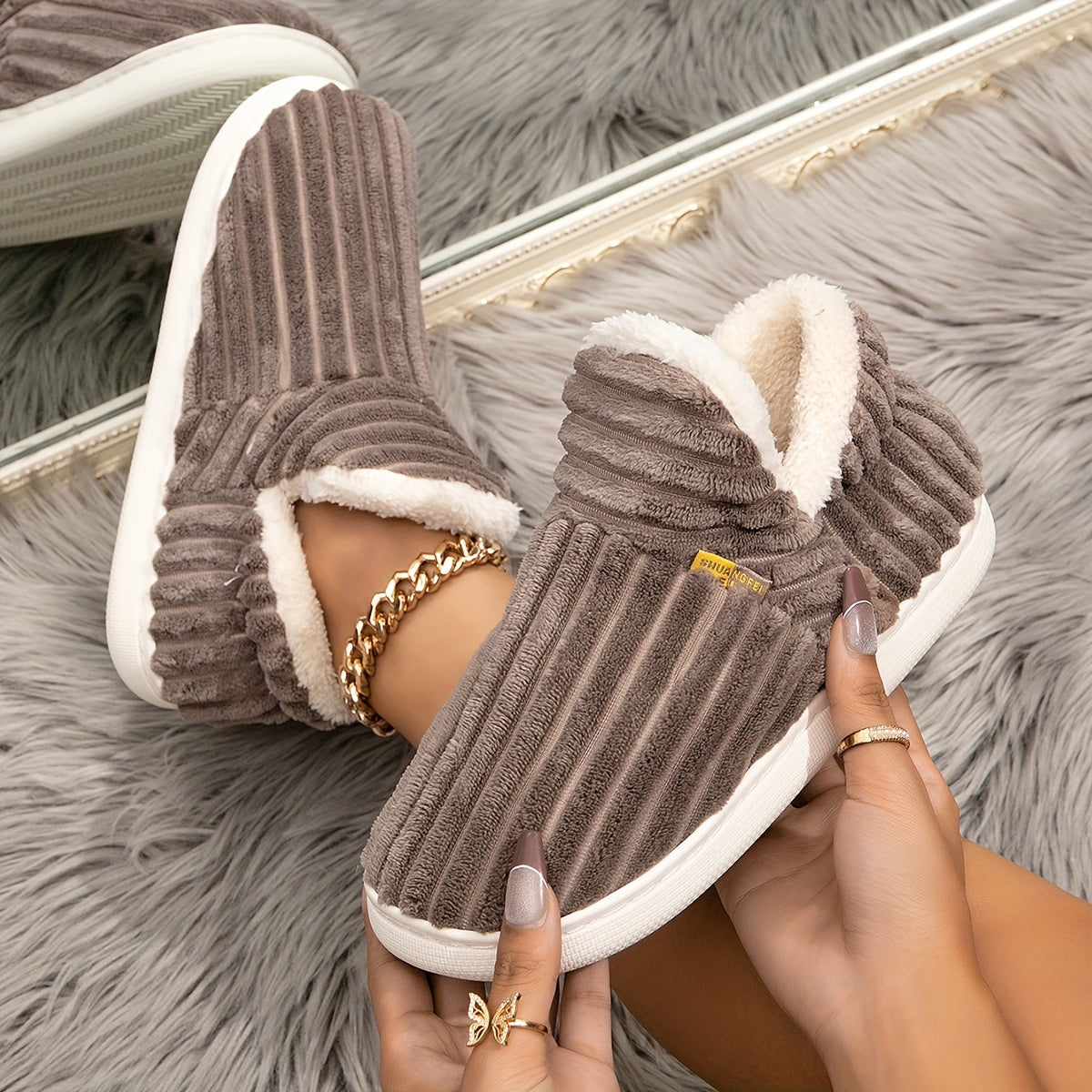 Chaussons Femme Fourrés Doux – Pantoufles en Velours – Semelle Confortable-vêtement-Marron-36-Oslo France