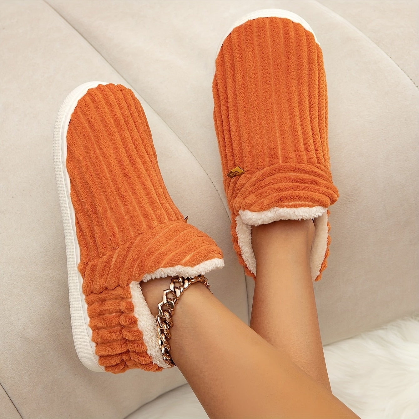 Chaussons Femme Fourrés Doux – Pantoufles en Velours – Semelle Confortable-vêtement-Oslo France