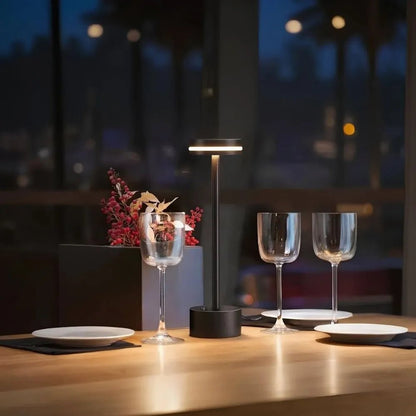 Lampe de Table LED Sans Fil Rechargeable – Design Moderne pour Extérieur & Restaurant-lumière-Noir-Oslo France