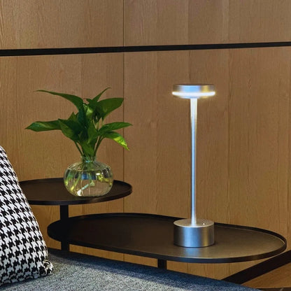 Lampe de Table LED Sans Fil Rechargeable – Design Moderne pour Extérieur & Restaurant-lumière-Silver-Oslo France